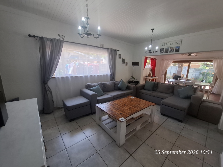 4 Bedroom Property for Sale in Huttenheights KwaZulu-Natal