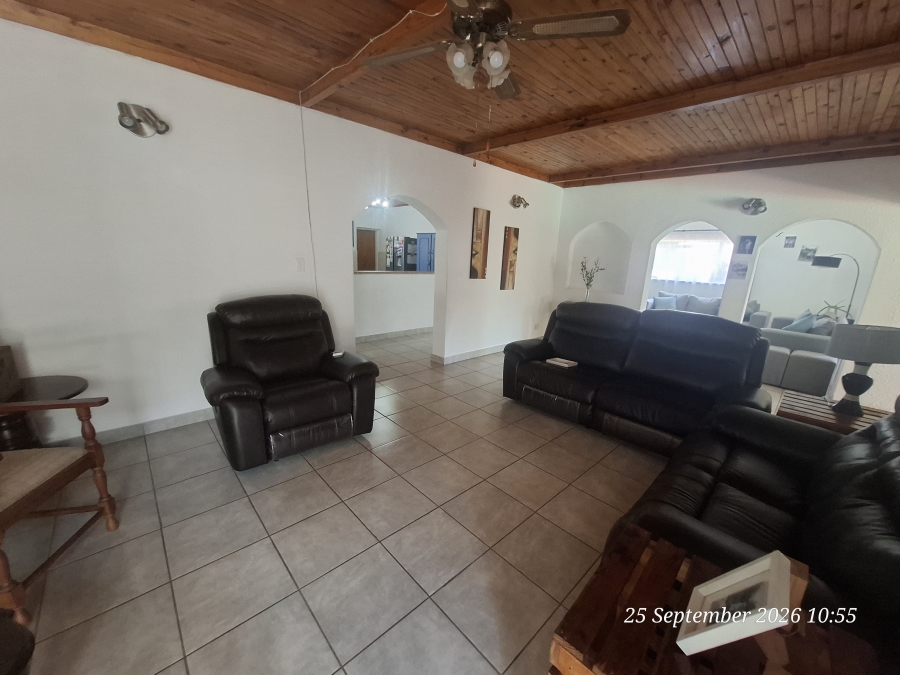 4 Bedroom Property for Sale in Huttenheights KwaZulu-Natal
