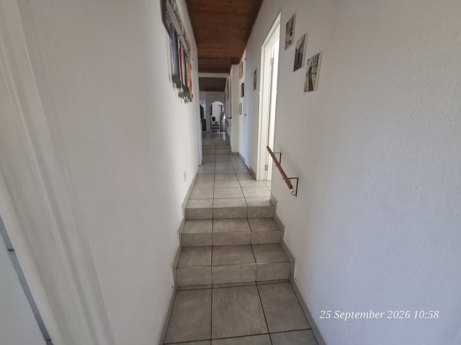 4 Bedroom Property for Sale in Huttenheights KwaZulu-Natal