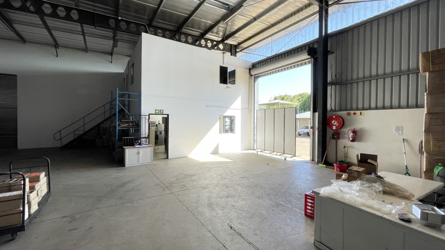 To Let Commercial Property for Rent in Mount Edgecombe KwaZulu-Natal