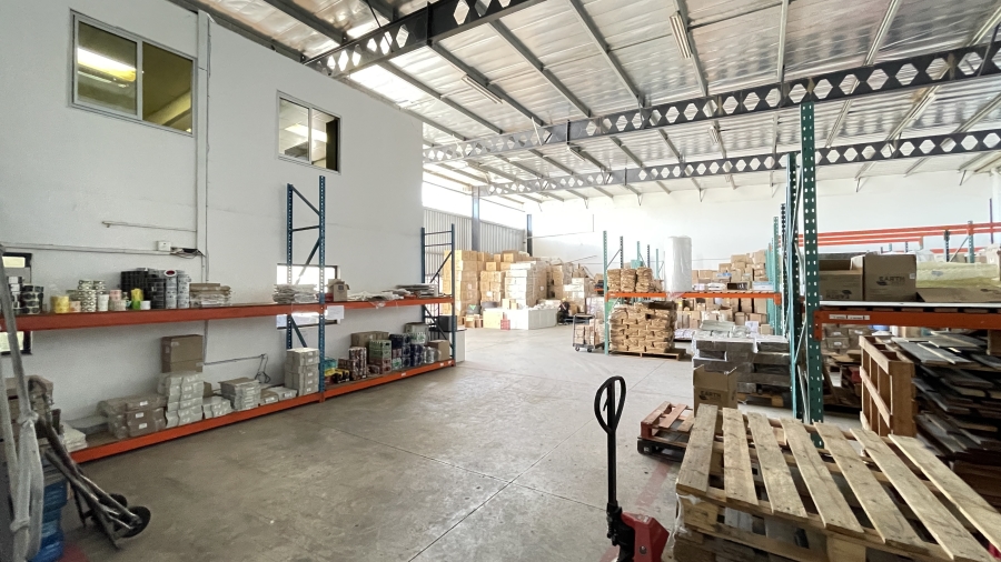 To Let Commercial Property for Rent in Mount Edgecombe KwaZulu-Natal