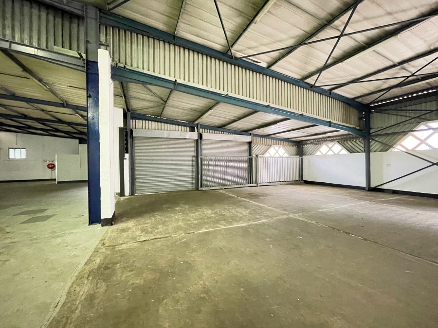 To Let Commercial Property for Rent in Glen Anil KwaZulu-Natal