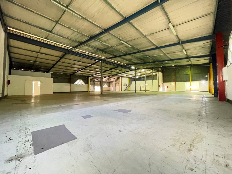 To Let Commercial Property for Rent in Glen Anil KwaZulu-Natal
