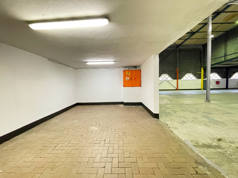To Let Commercial Property for Rent in Glen Anil KwaZulu-Natal