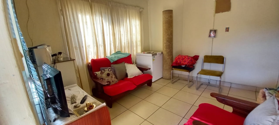 5 Bedroom Property for Sale in Shallcross KwaZulu-Natal