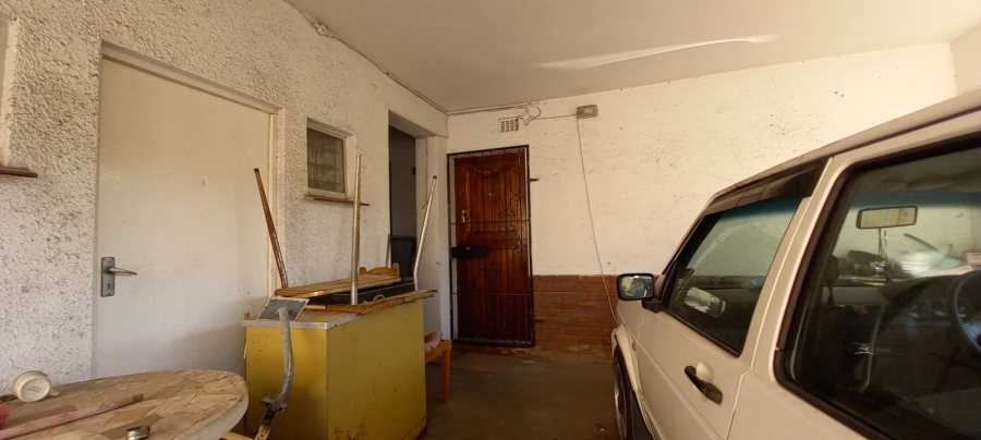 5 Bedroom Property for Sale in Shallcross KwaZulu-Natal