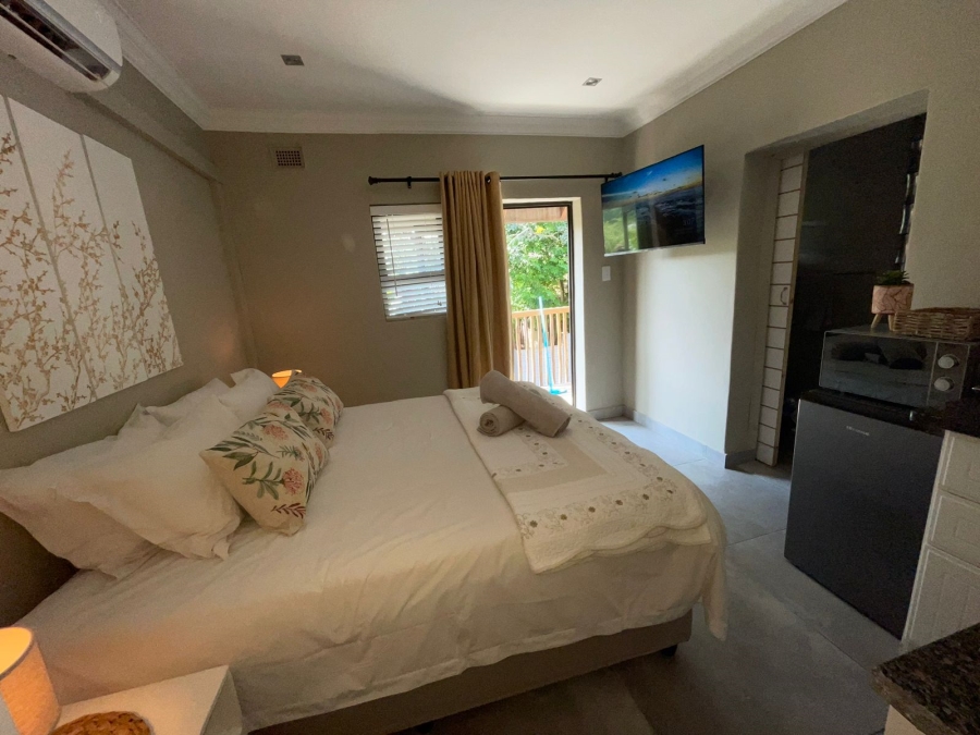 9 Bedroom Property for Sale in Deepdale KwaZulu-Natal