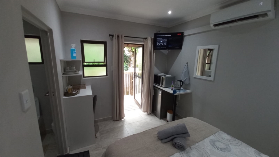 9 Bedroom Property for Sale in Deepdale KwaZulu-Natal