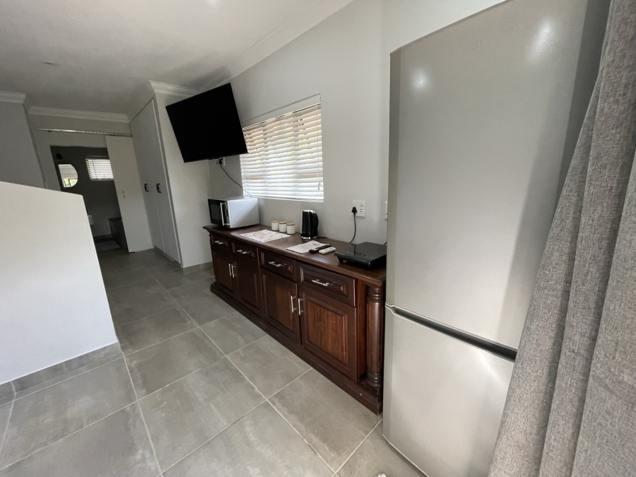 9 Bedroom Property for Sale in Deepdale KwaZulu-Natal