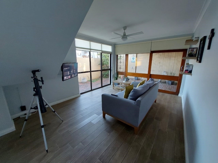 2 Bedroom Property for Sale in Glenwood KwaZulu-Natal