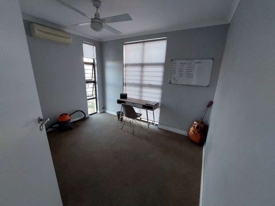 2 Bedroom Property for Sale in Glenwood KwaZulu-Natal
