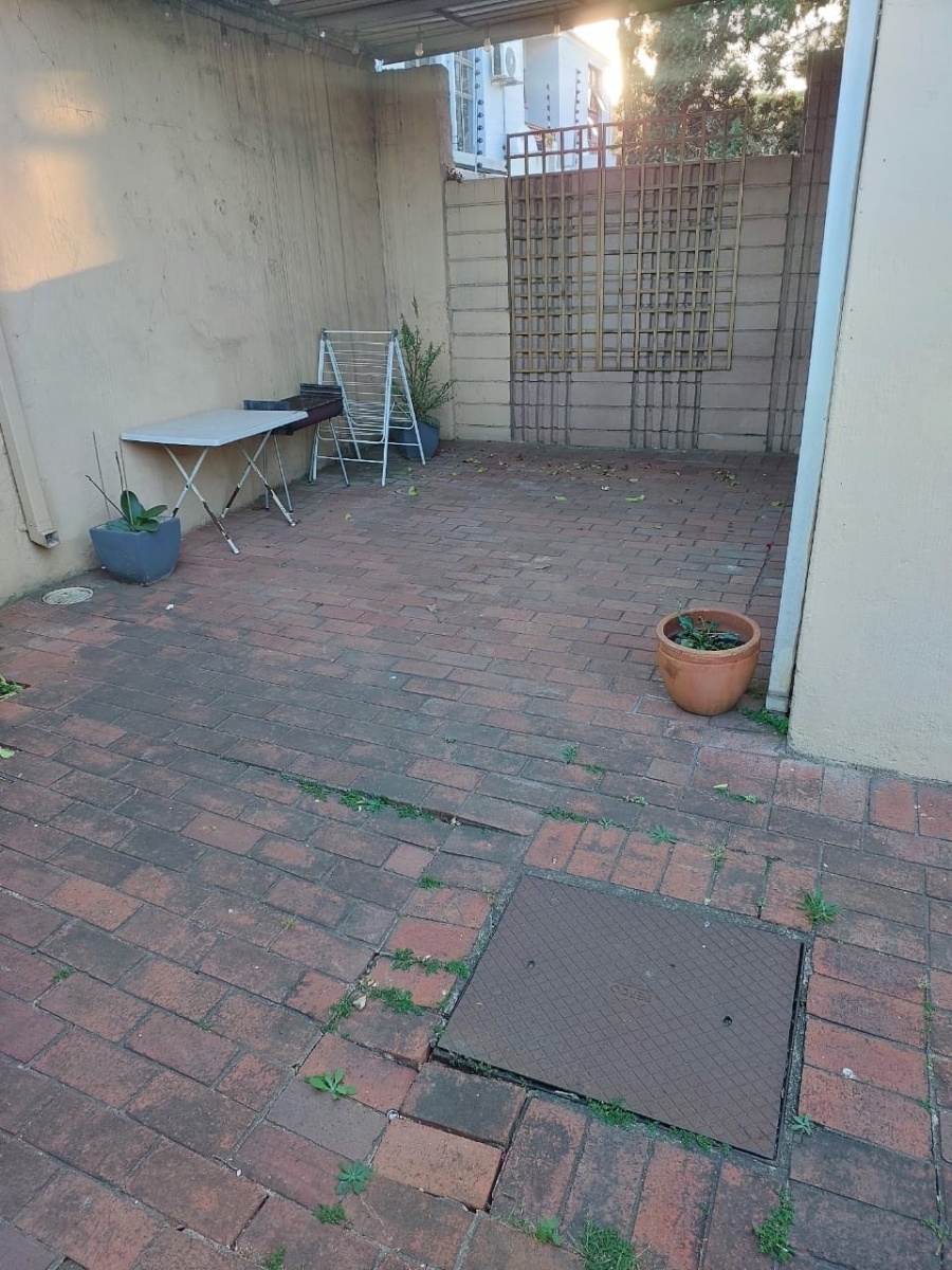 2 Bedroom Property for Sale in Glenwood KwaZulu-Natal