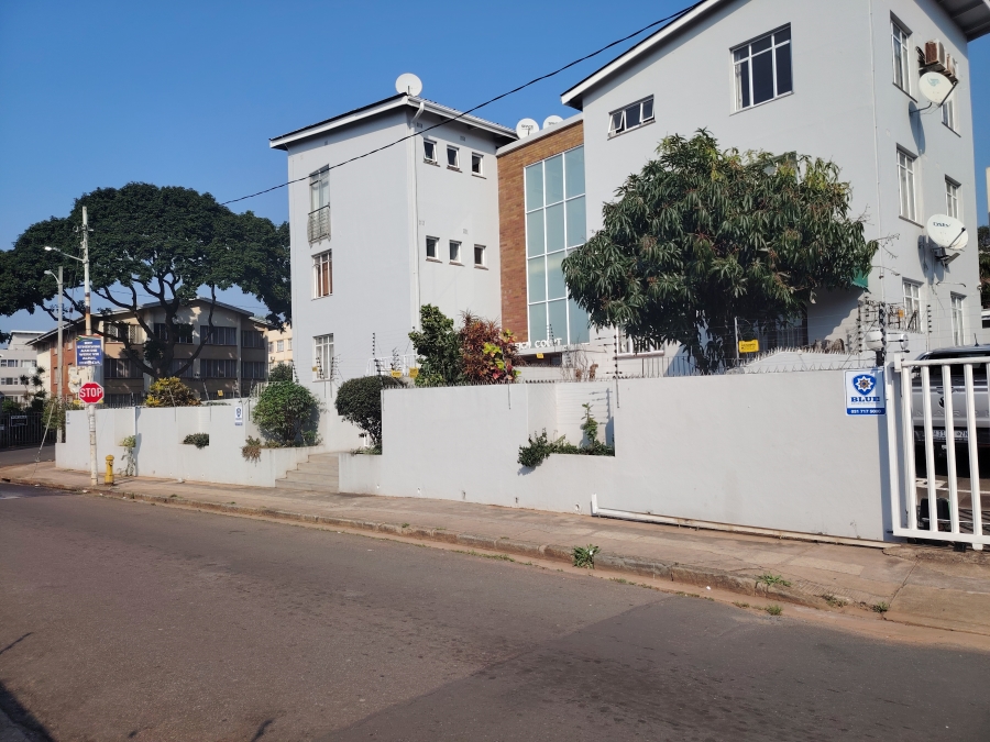 To Let 1 Bedroom Property for Rent in Bulwer KwaZulu-Natal
