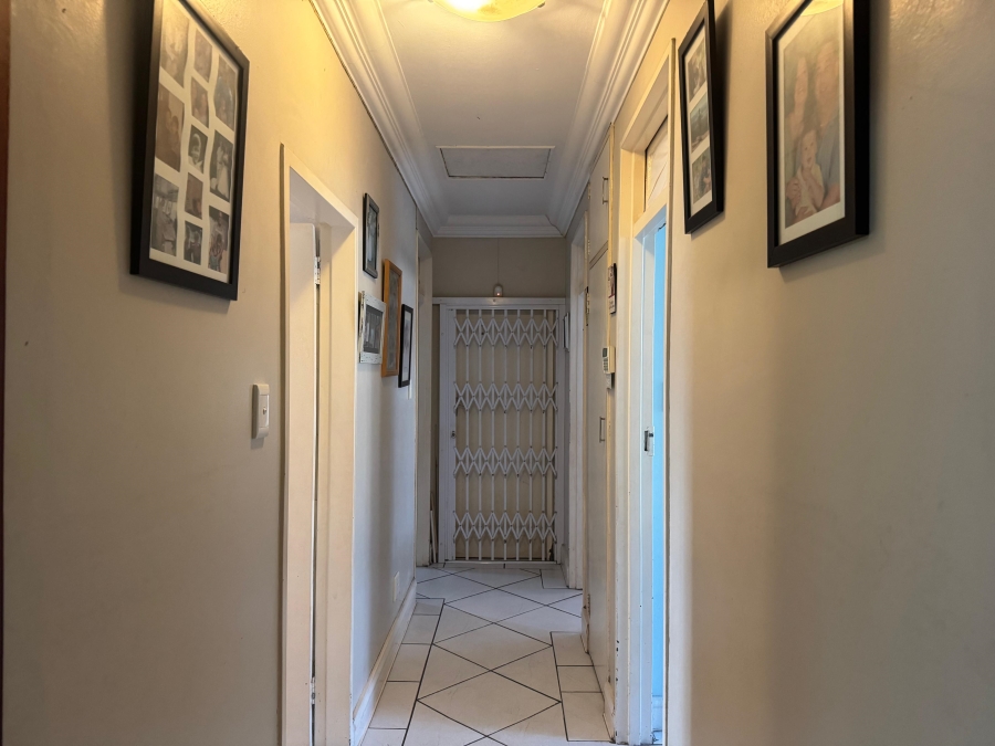 6 Bedroom Property for Sale in Meer En See KwaZulu-Natal