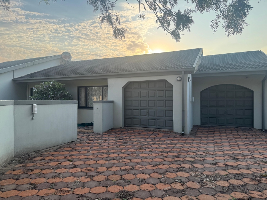 6 Bedroom Property for Sale in Meer En See KwaZulu-Natal