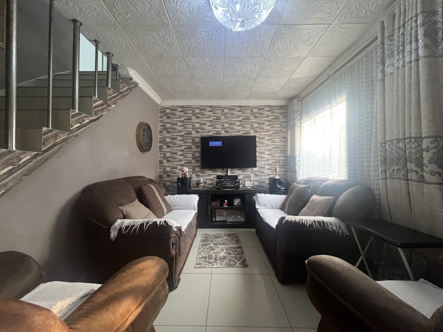 2 Bedroom Property for Sale in Sunford KwaZulu-Natal