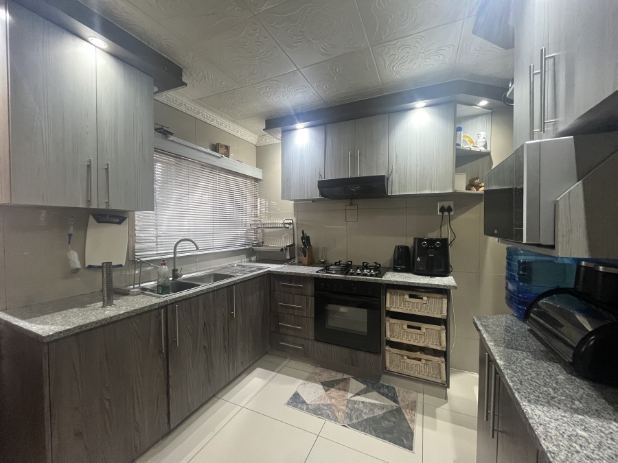 2 Bedroom Property for Sale in Sunford KwaZulu-Natal