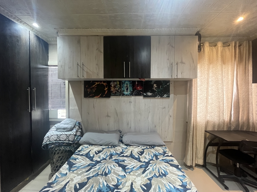 2 Bedroom Property for Sale in Sunford KwaZulu-Natal
