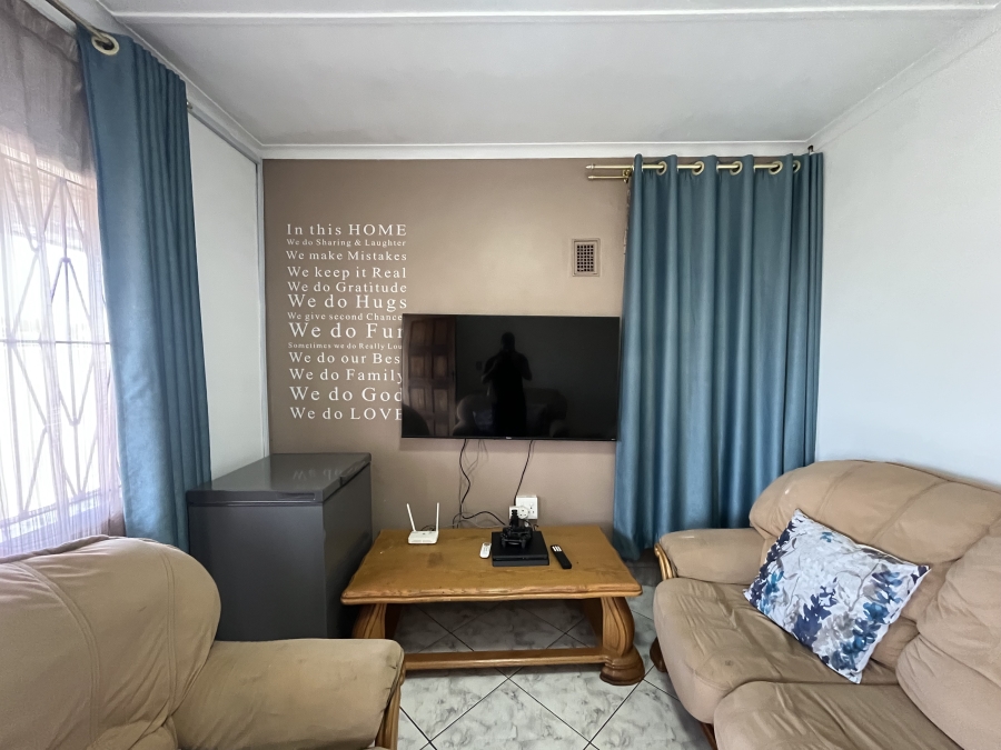 3 Bedroom Property for Sale in Woodview KwaZulu-Natal
