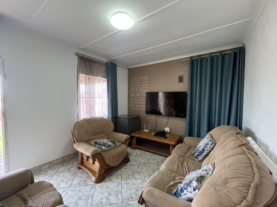 3 Bedroom Property for Sale in Woodview KwaZulu-Natal