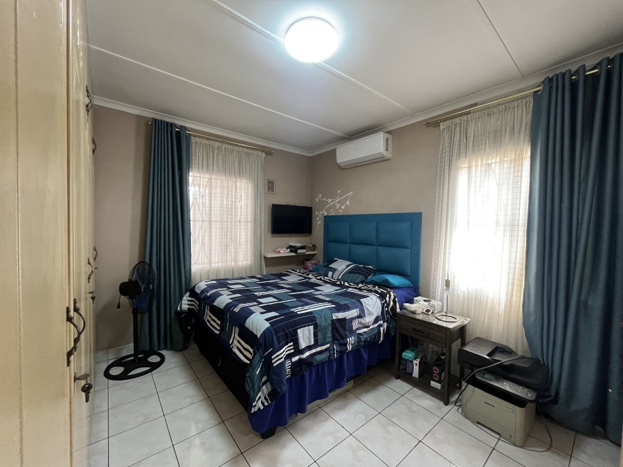 3 Bedroom Property for Sale in Woodview KwaZulu-Natal
