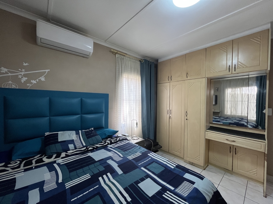 3 Bedroom Property for Sale in Woodview KwaZulu-Natal