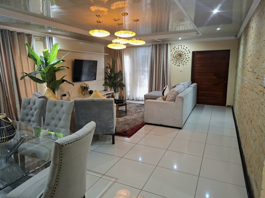 To Let 3 Bedroom Property for Rent in Arboretum KwaZulu-Natal