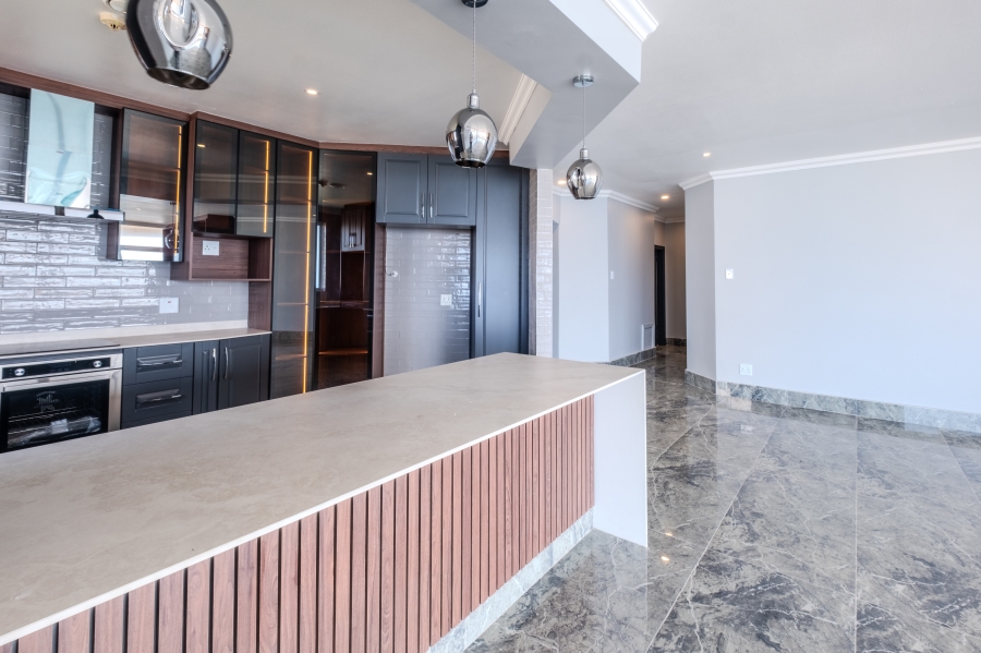 To Let 4 Bedroom Property for Rent in Umhlanga KwaZulu-Natal
