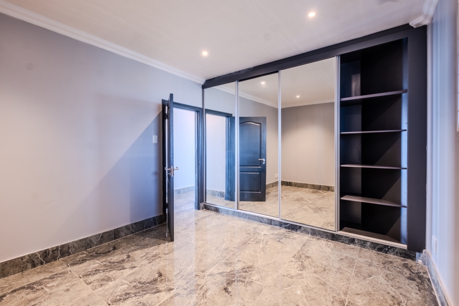 To Let 4 Bedroom Property for Rent in Umhlanga KwaZulu-Natal