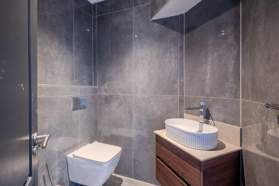 To Let 4 Bedroom Property for Rent in Umhlanga KwaZulu-Natal