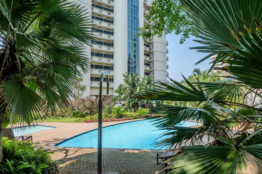 To Let 4 Bedroom Property for Rent in Umhlanga KwaZulu-Natal