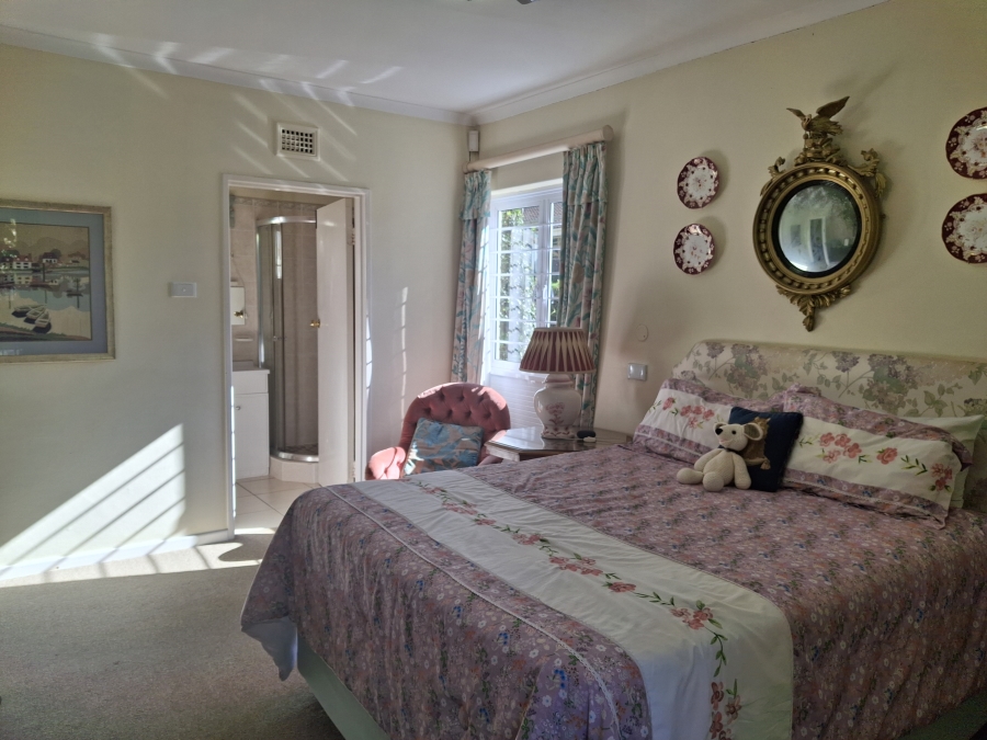 5 Bedroom Property for Sale in Greendale KwaZulu-Natal