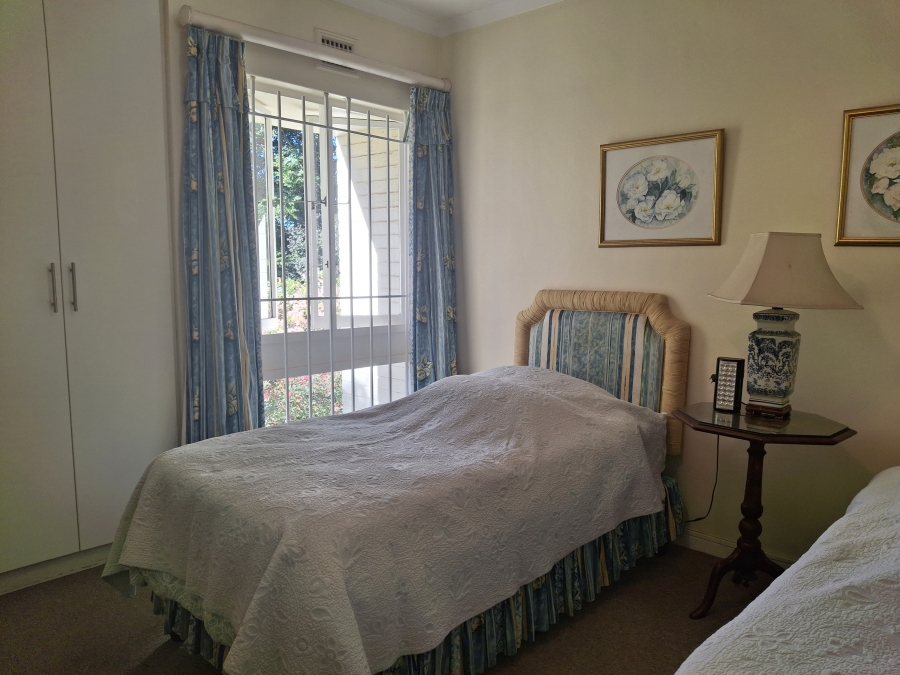 5 Bedroom Property for Sale in Greendale KwaZulu-Natal