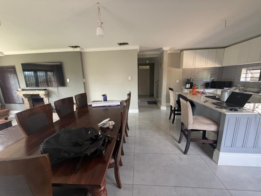 To Let 5 Bedroom Property for Rent in Napierville KwaZulu-Natal