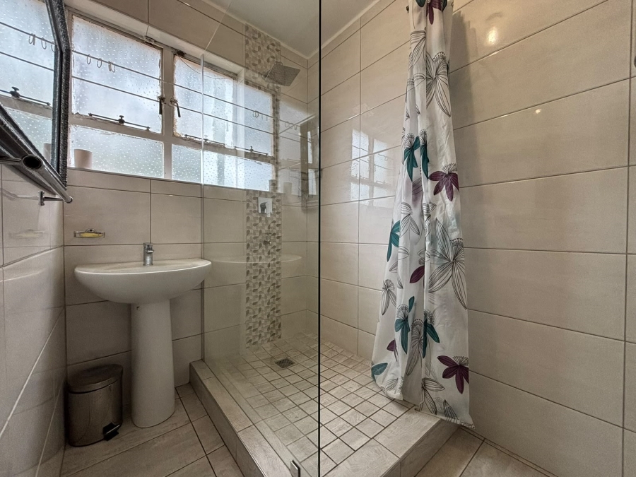To Let 2 Bedroom Property for Rent in Overport KwaZulu-Natal
