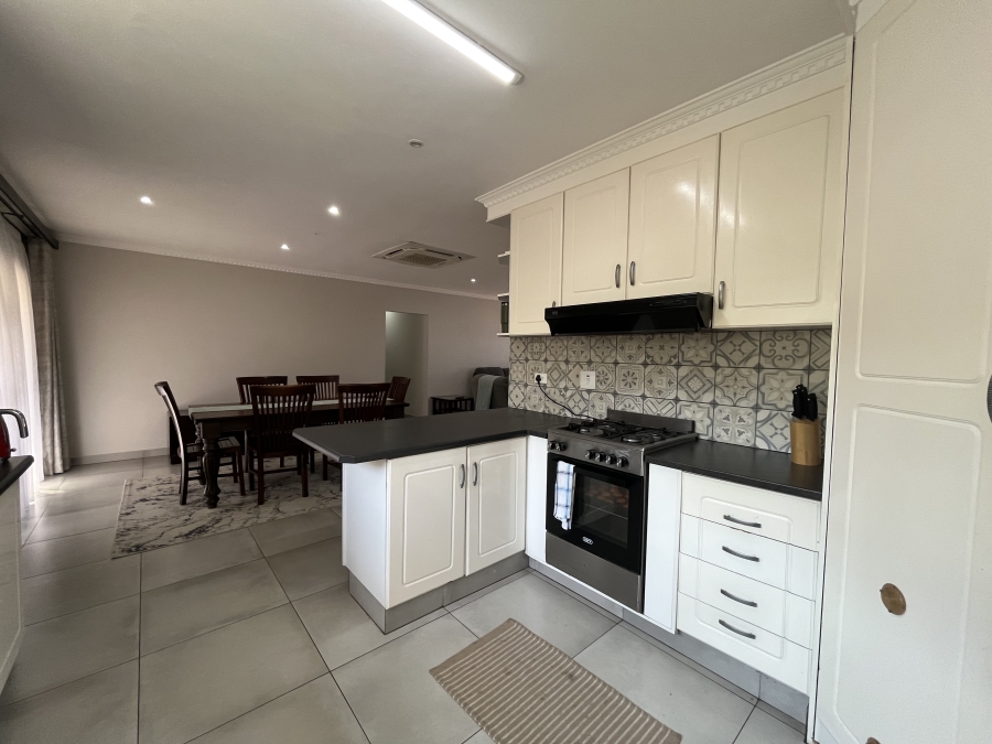 3 Bedroom Property for Sale in Somerset Park KwaZulu-Natal