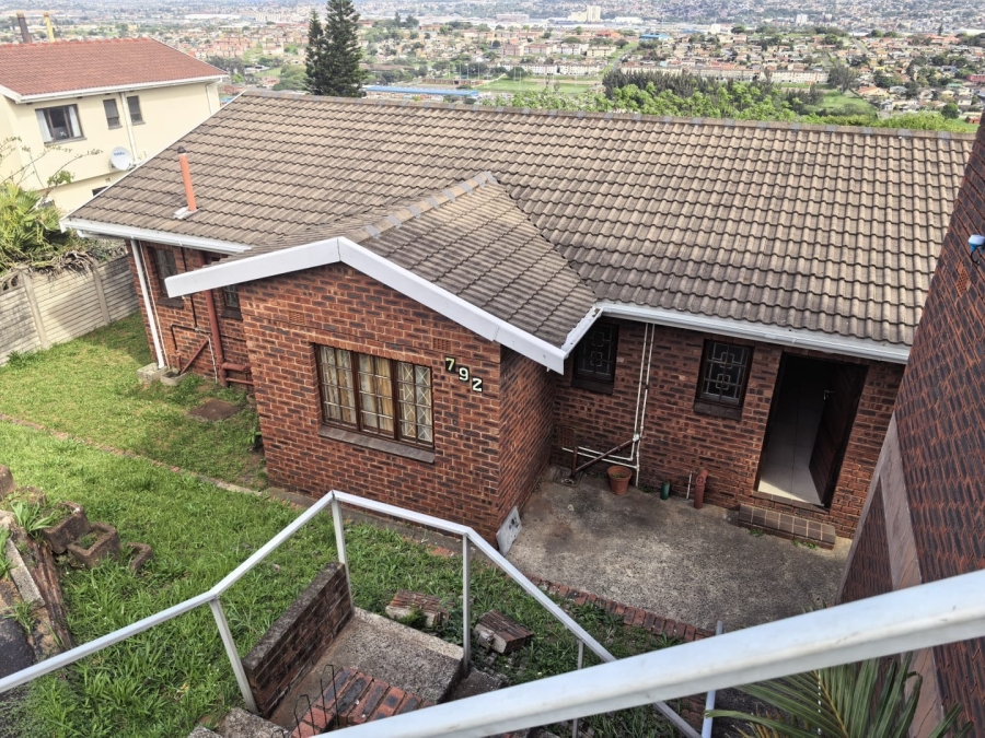 3 Bedroom Property for Sale in Treasure Beach KwaZulu-Natal