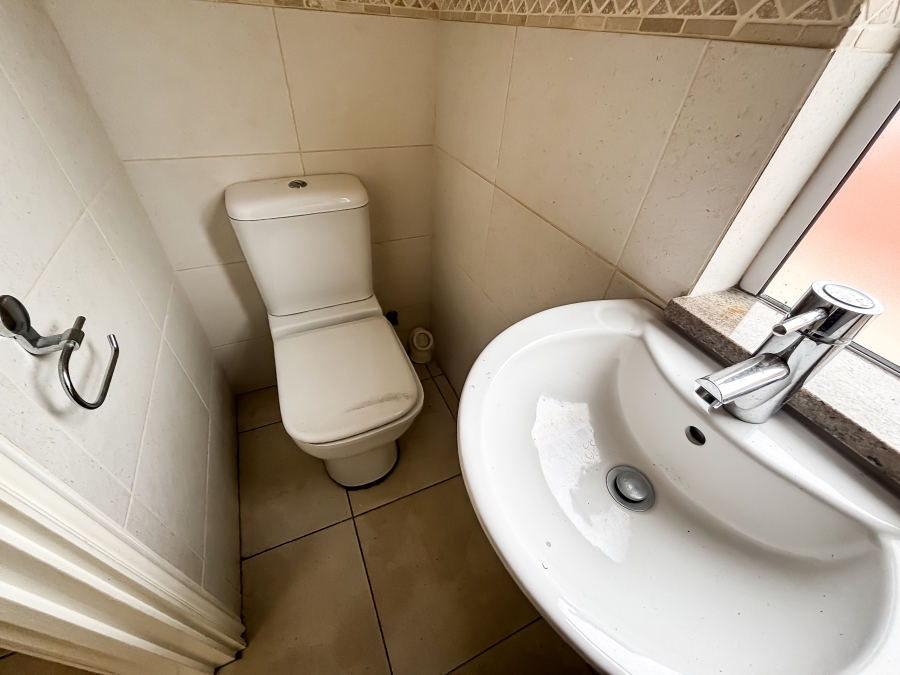 To Let 3 Bedroom Property for Rent in Umhlanga KwaZulu-Natal