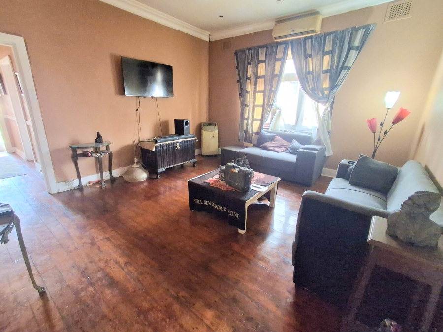 4 Bedroom Property for Sale in Glenwood KwaZulu-Natal