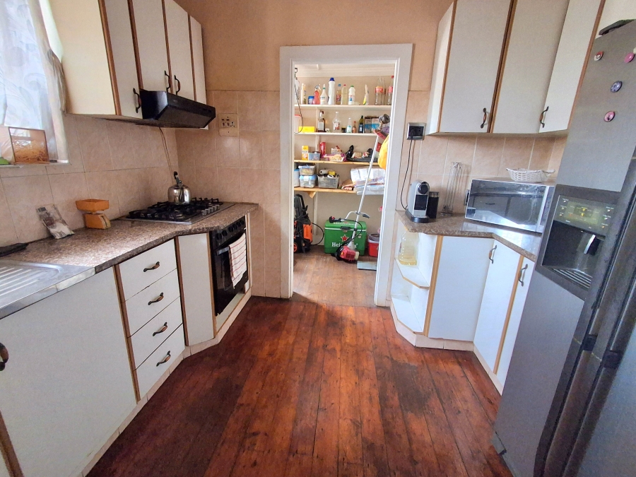 4 Bedroom Property for Sale in Glenwood KwaZulu-Natal