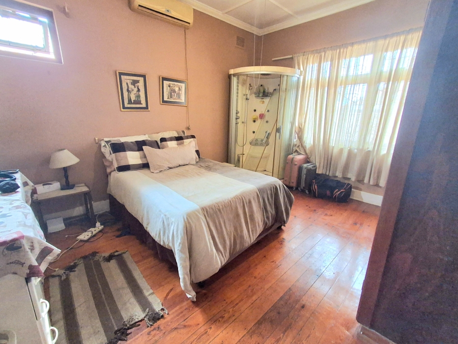 4 Bedroom Property for Sale in Glenwood KwaZulu-Natal