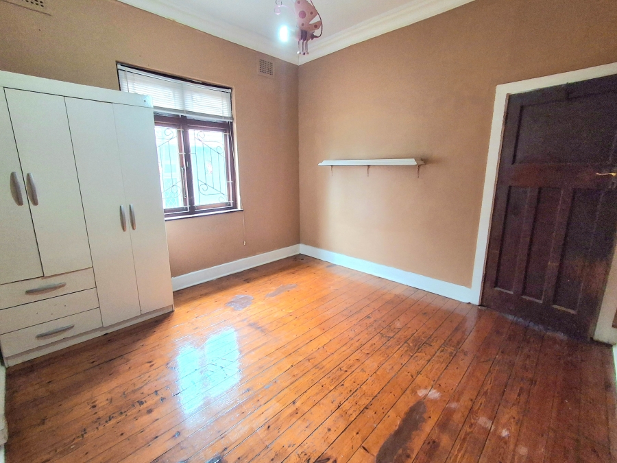 4 Bedroom Property for Sale in Glenwood KwaZulu-Natal