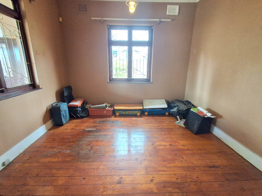 4 Bedroom Property for Sale in Glenwood KwaZulu-Natal