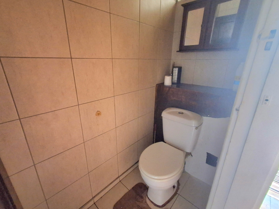 4 Bedroom Property for Sale in Glenwood KwaZulu-Natal