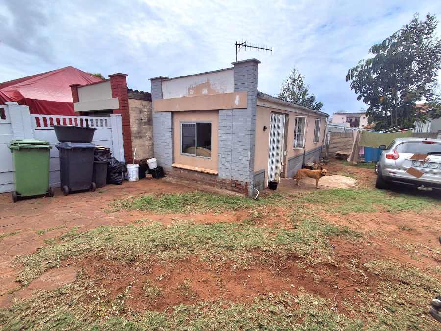 4 Bedroom Property for Sale in Glenwood KwaZulu-Natal
