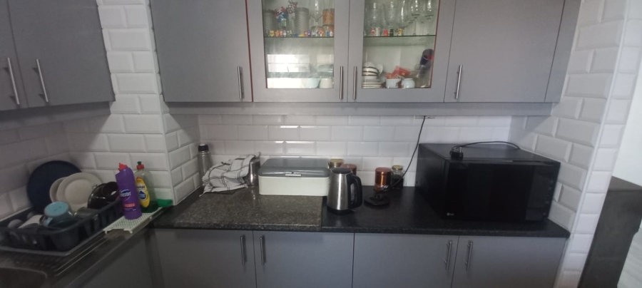 2 Bedroom Property for Sale in Morningside KwaZulu-Natal