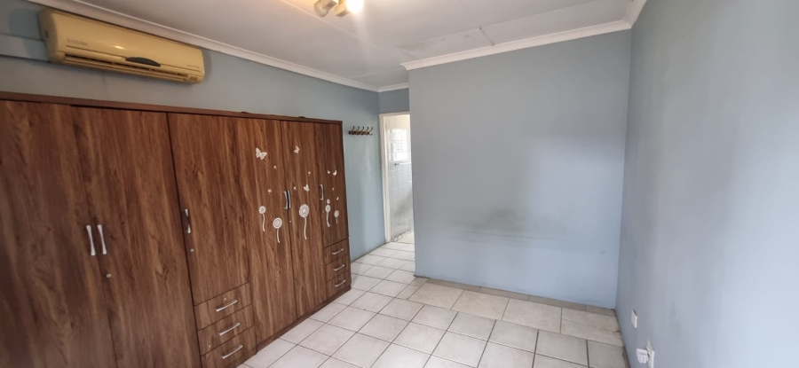 3 Bedroom Property for Sale in Glenwood KwaZulu-Natal