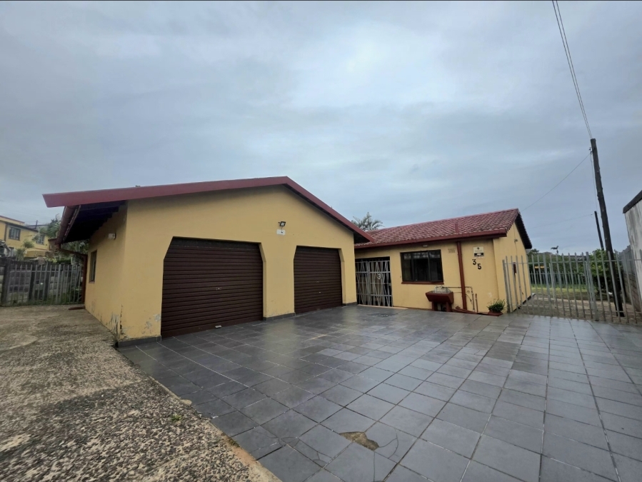 3 Bedroom Property for Sale in Lotus Park KwaZulu-Natal