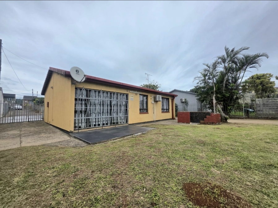 3 Bedroom Property for Sale in Lotus Park KwaZulu-Natal