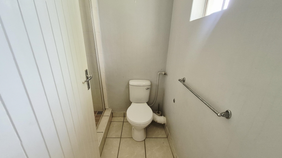 4 Bedroom Property for Sale in Greendale KwaZulu-Natal